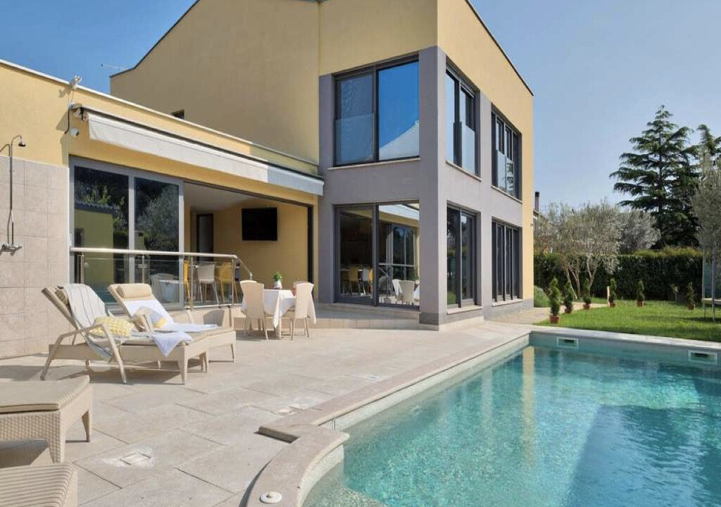 Haus am Meer in Pula