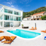 Prestigeträchtige Villa mit Meerblick in Dubrovnik